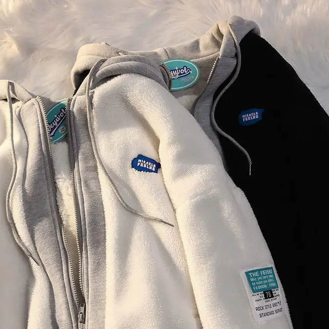 Рисунок 4 - Зимний свитер в стиле хип-хоп из