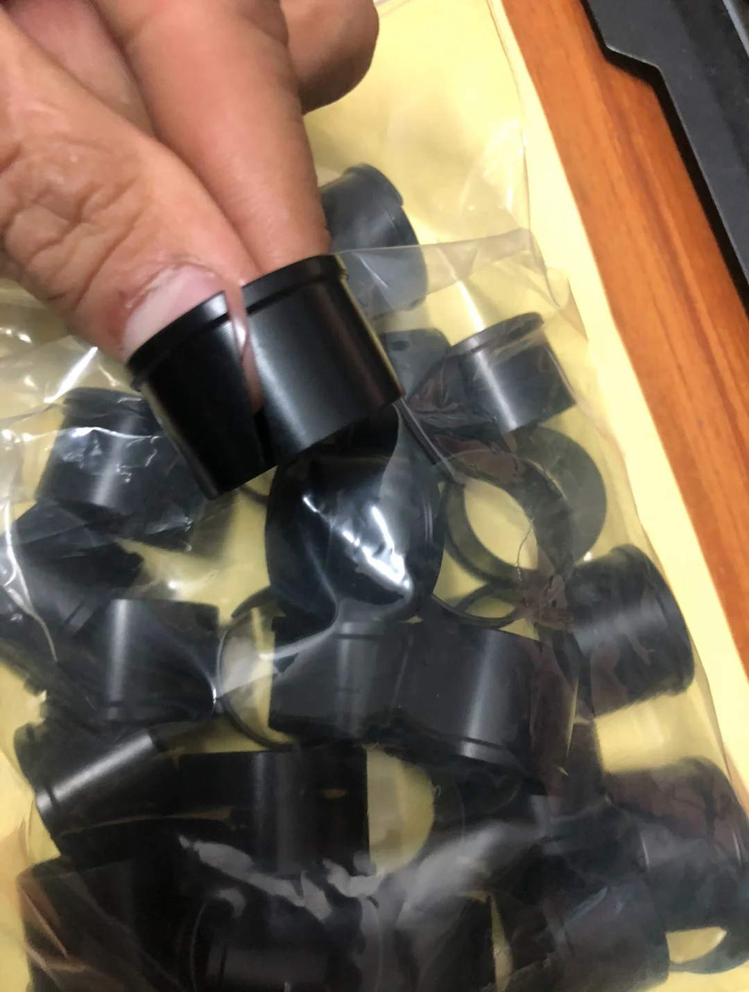 Customize Electrical Power Steering Rack Gear Plastic Rubber Cap for Toyota Lexus