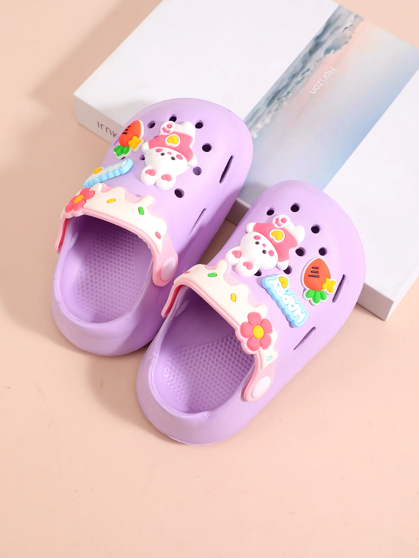 Children's slippers fashion cute flower girl sandals breathable non-slip indoor and outdoor garden beach slippers outdoor sports