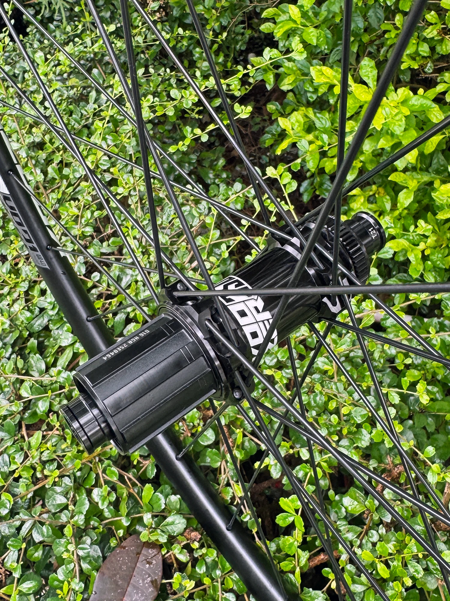 Super Light Disc Brake Gravel Road Bicycle Wheelset 700C 29in XC 