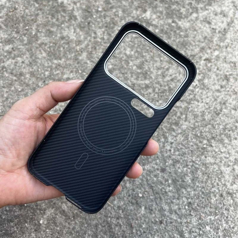Luxury Carbon Fiber Aramid Magnetic Phone Cover