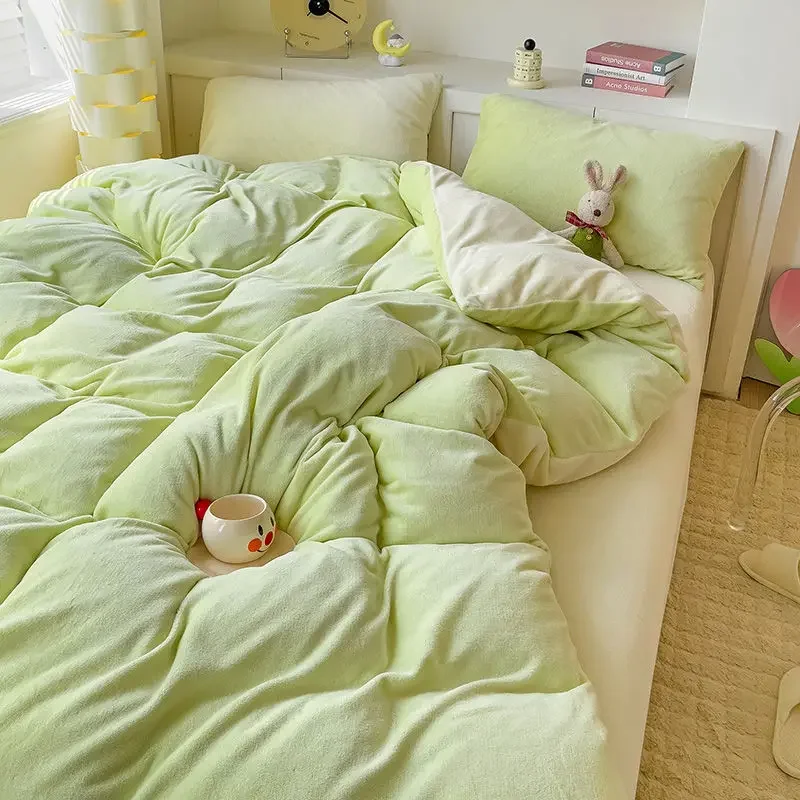 

INS Wind Autumn and Winter Milk Flour Double Sided Plush Four Piece Set Coral Flour Thickened Flange Falaish Bed Sheet Cover