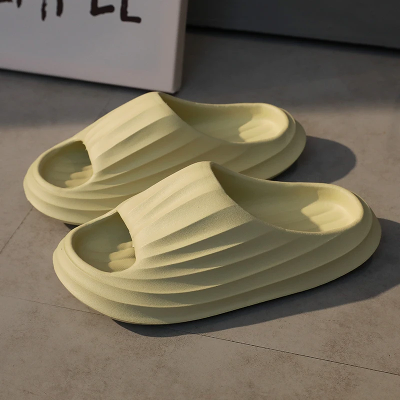 4CM Summer Slippers Thick Platform Sandals Woman 2022 Home Slippers Indoor Mute Soft-soled Flip Flops Couple Non-slip Slides