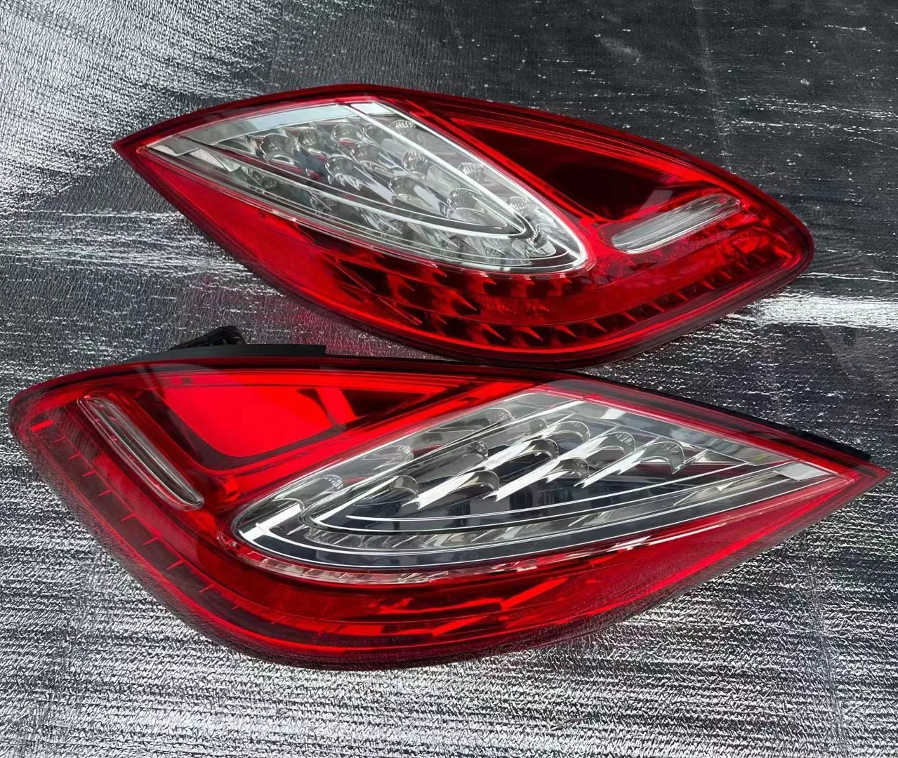 

Fit for Panamera 970 LED Tail Lamp Rear Light 2009-2013 RD LH Genuine Original Pre-Owned Second Hand