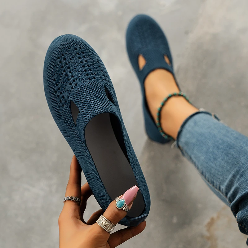 

New Women's Shoes Mesh Light Breathable Slip on Casual Shoes Solid Color Versatile Low Help Flat Shoes Zapatos De Mujer Sneakers