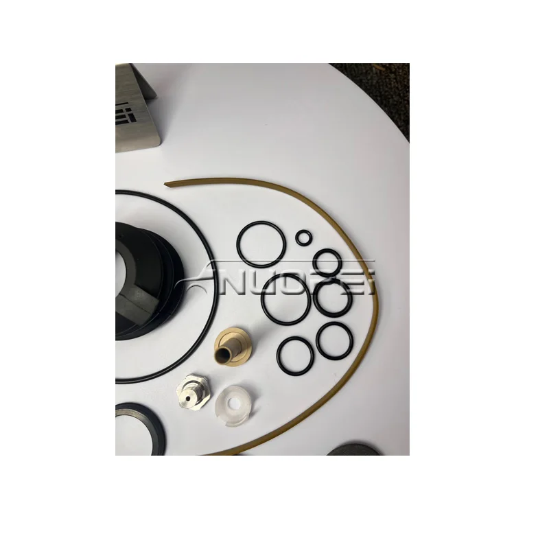 VOL Truck Clutch Servo Repair Kit 628131AM 1484715