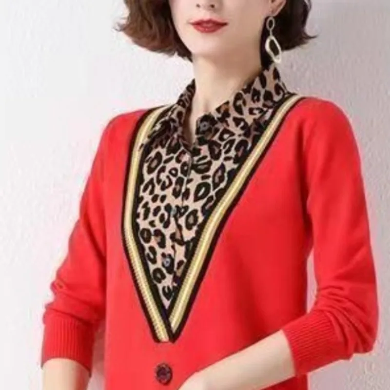 

Women's Autumn Winter New Style Pullover Knitted Sweater with a Stylish and Stylish Lapel Button Loose Knit Long Sleeved Tops