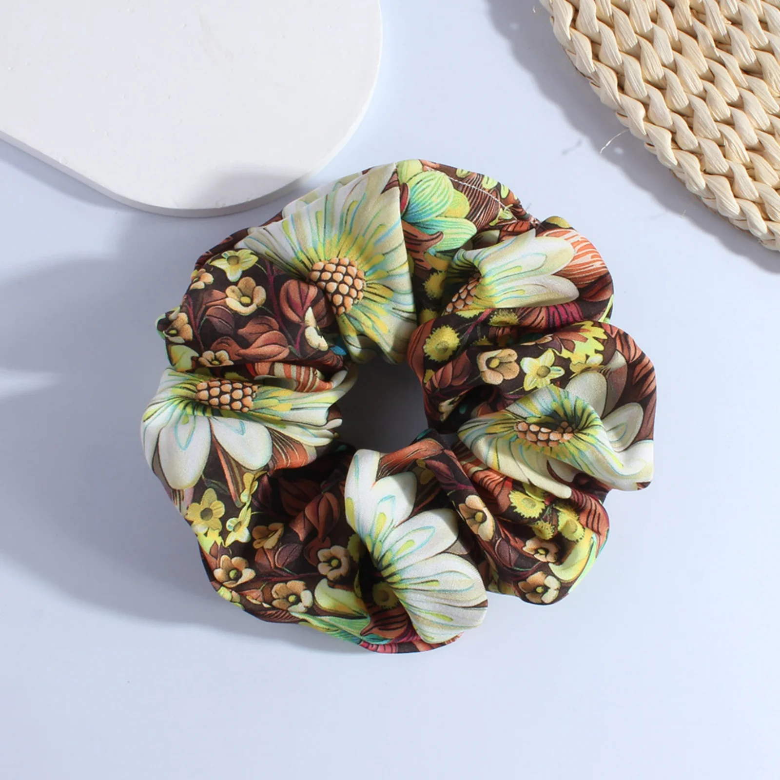 1PC Boho Floral Print Hair Scrunchies, Elastic Satin Hair Ties for Women, Vintage-inspired Hair Accessories to Elevate Hairstyle