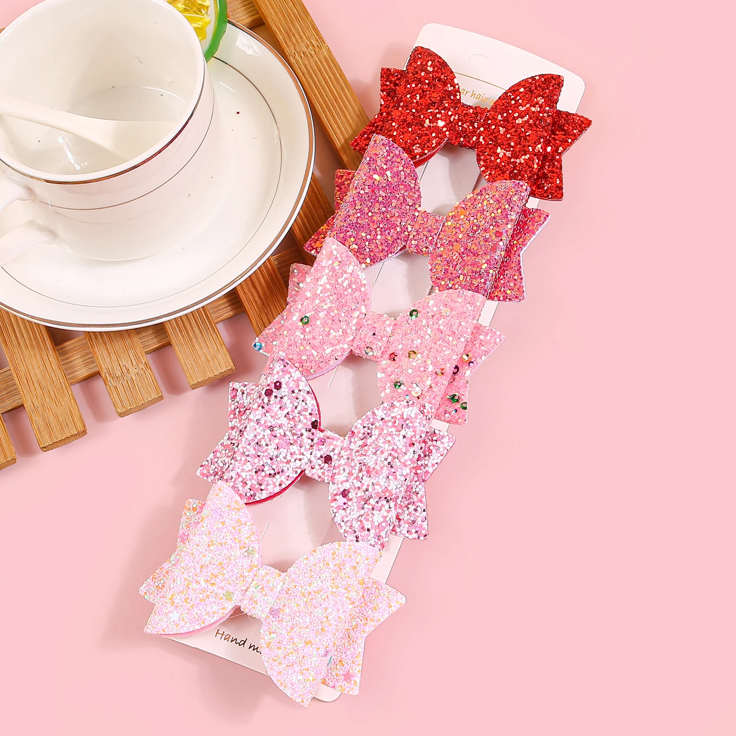 5 Stück glitzernde Herz-Haarschleifen für Mädchen, Valentinstag-Druck, Schleifen, Herz-Haarspangen, Haarspangen für Kinder, Party, Haar-Accessoires – Detail 7