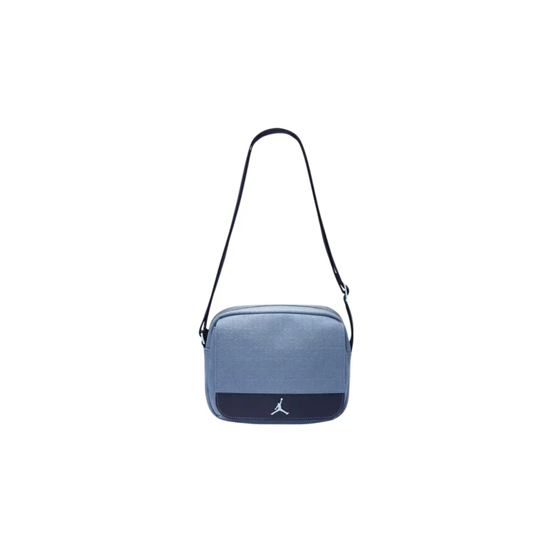NIKE Unisex Sports Bags
