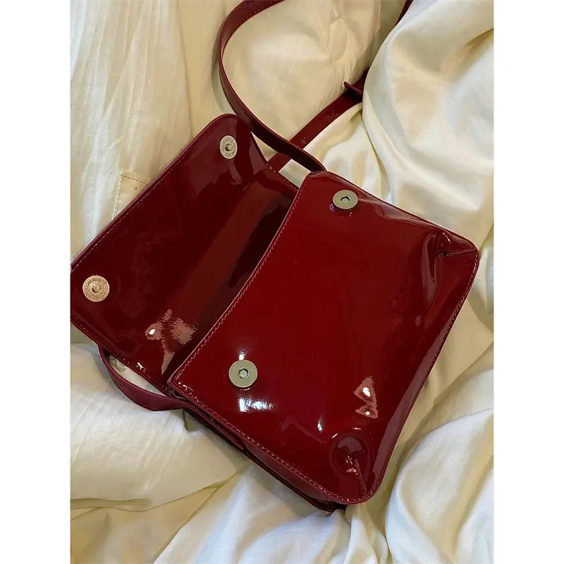 HAEX Vintage Women's Bag 2024 Trend Patent Leather Aesthetic Red Ladies Crossbody Shoulder Bags Fashion Luxury Daily Bolso Mujer