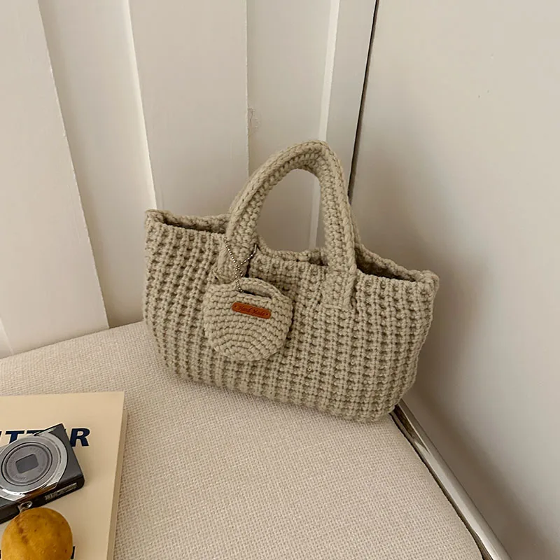 Korean retro handmade crochet bag - interior view