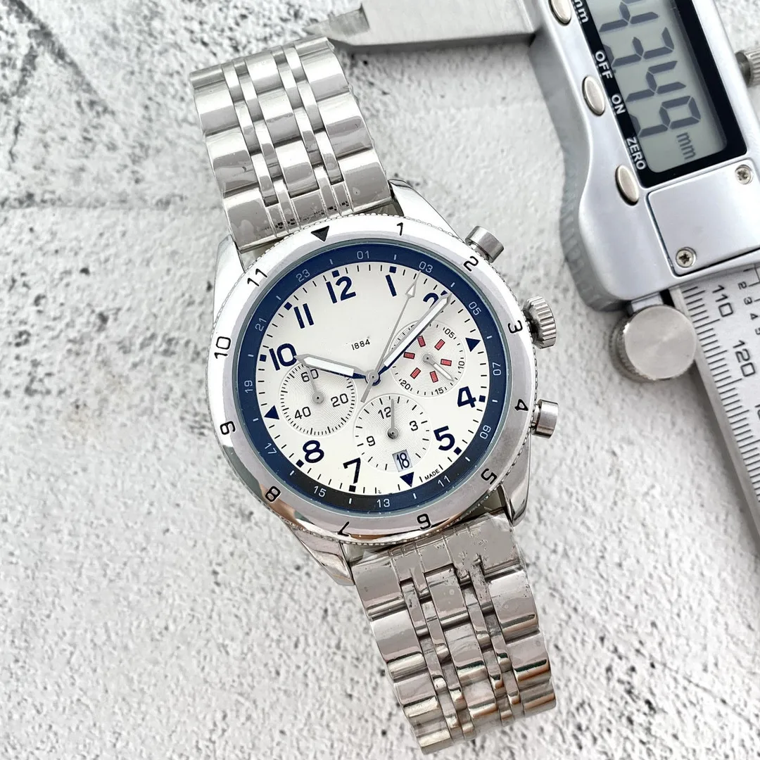 Часы наручные Seiko Мужские кварцевые с хронографом водонепроницаемые из