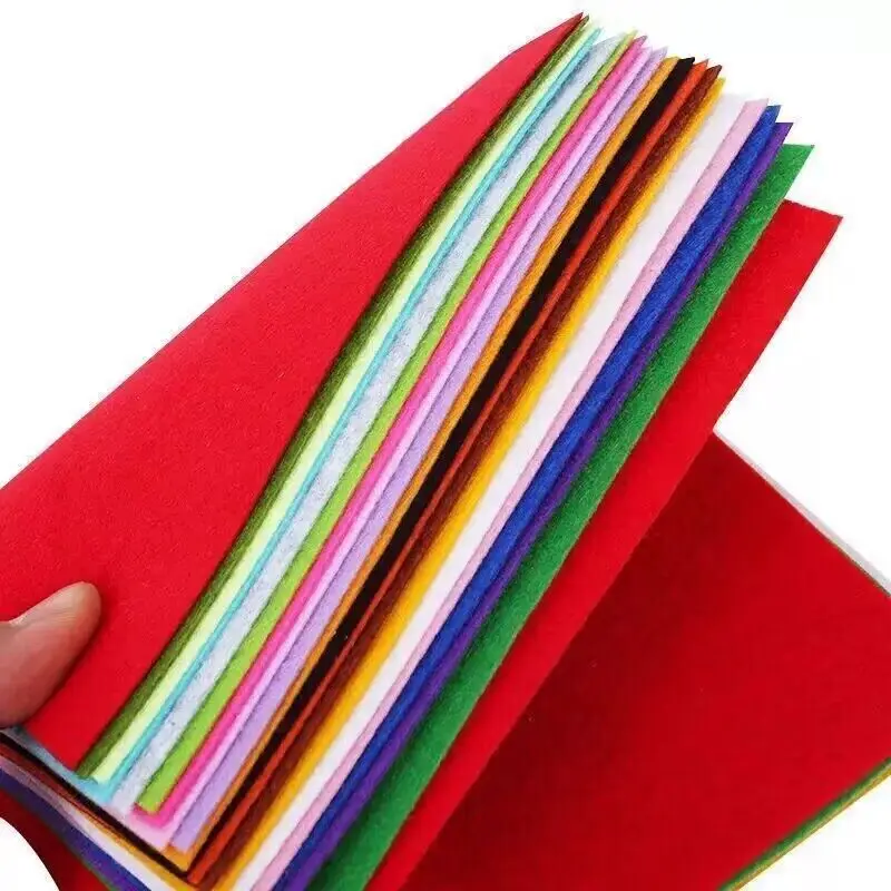 40Pcs High Quality Craft Felt Fabric Sheet 1mm Thick Nonwoven Square 10cm 3.94Inch Multicolor DIY Toy Scrapbook Material For Kid