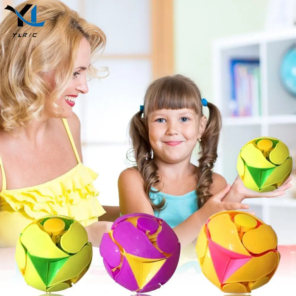 Kids Funny Color Changing Ball Color Flipping Ball Hand Throw Sensory Toy Educational Toy Outdoor Fun Sports Kid Gift