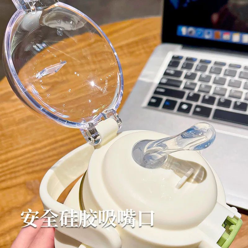 820ml High Beauty Panda Doll Plastic Cup Convenient and Cute Children's Belly Water Cup Large Capacity New Spring Cap Straw