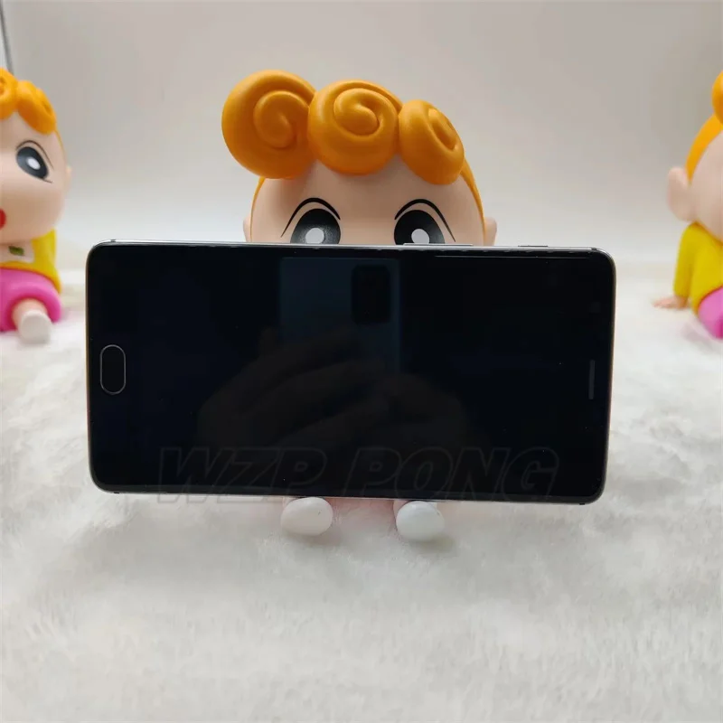 Crayon Shin-chan Kawaii Nohara Himawari Figure Rubber Phone