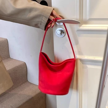 Borsa a secchiello in pelle scamosciata da donna Borsa a tracolla in pelle scamosciata sintetica Borse da pendolarismo da donna di grande capacità Borse tote in tinta unita alla moda retrò 2025 1