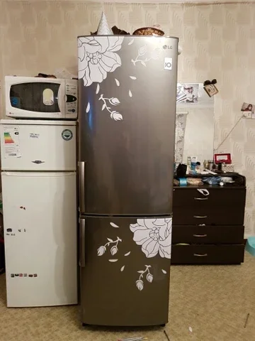

1 Set Magnolia Flower Wall Sticker 3D Butterfly Fridge Stickers Living Room Sticker Self-Adhesive Wallpaper Bedroom Decoration