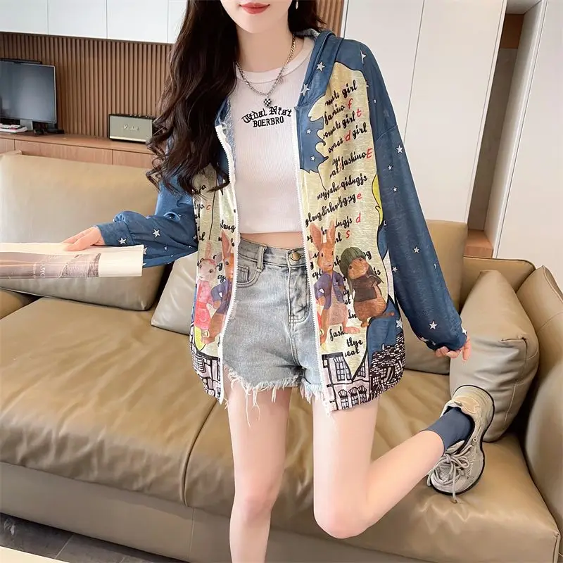 New Summer Ice Shreds Women Printing Hooded Printing Loose Long Sleeved Cartoon Zipper Falling Shoulder Sleeves Comfortable Coat