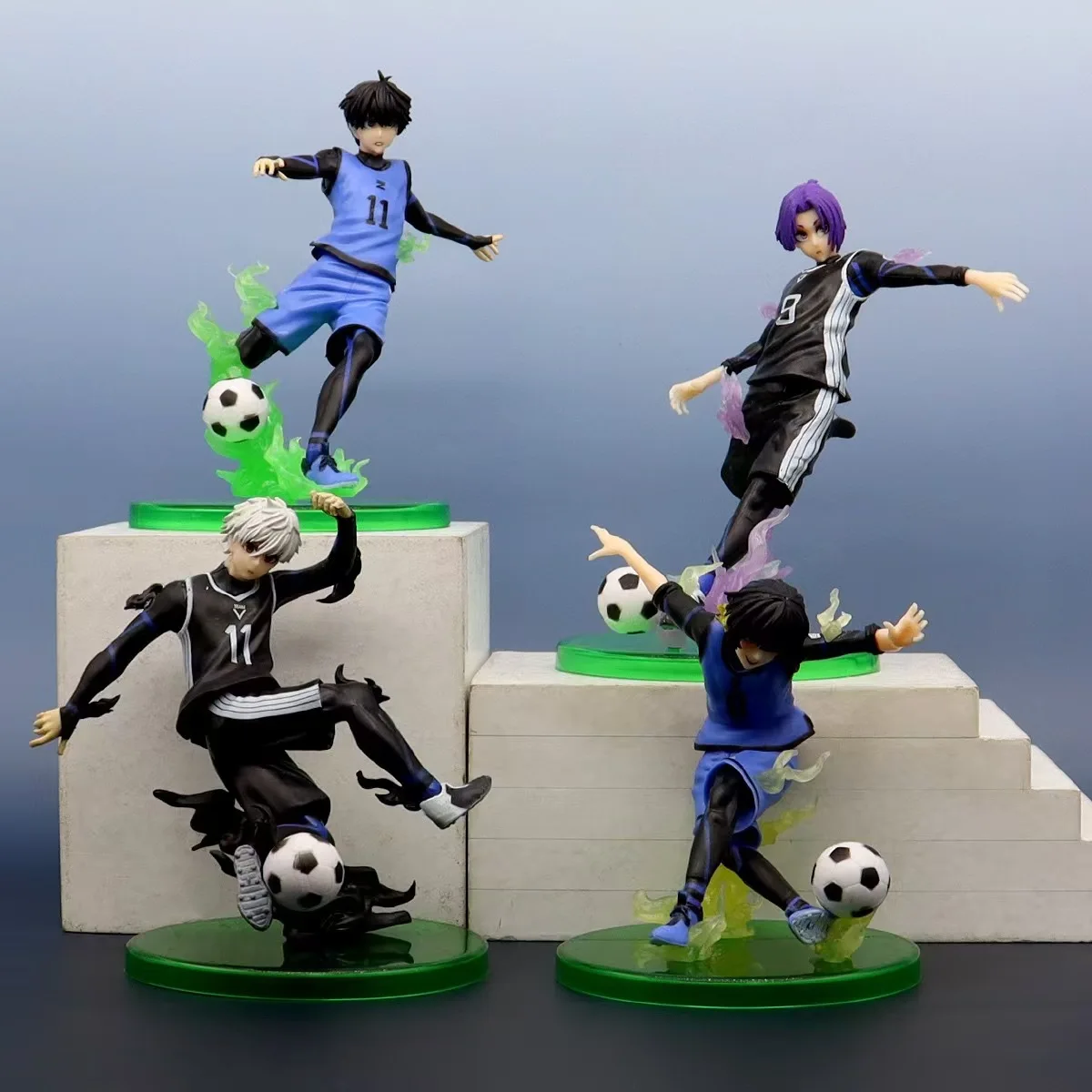 Zhongkaihua Anime Blue Lock Figure Bachira Meguru Figura Modello Statua Figurine Blue Lock Action Figure Collezione Desktop Decorazioni Regali 12CM PVC