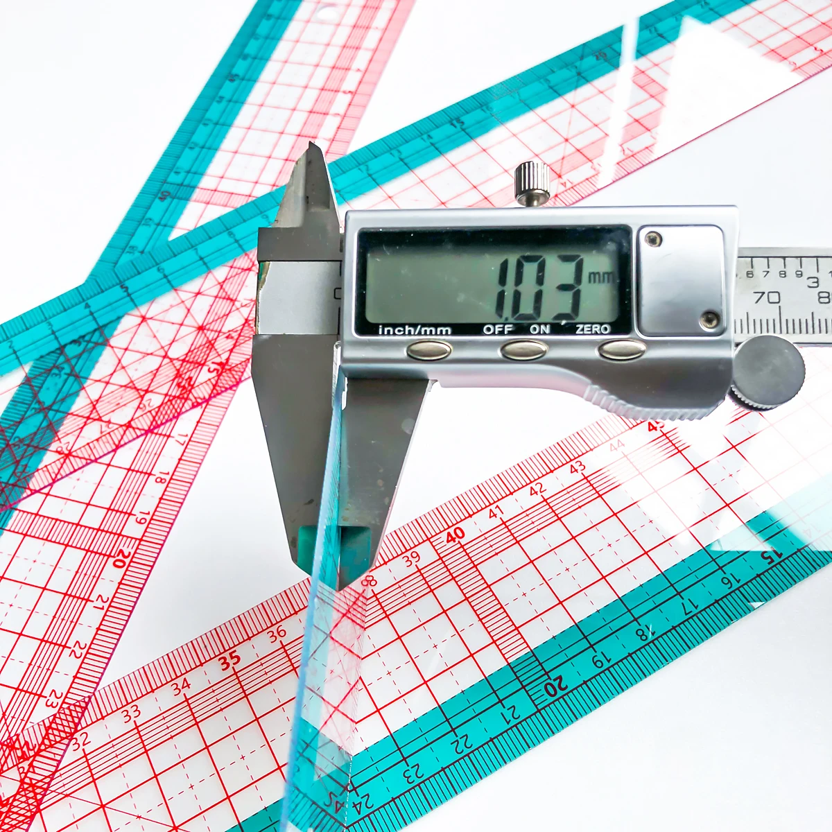 Dual-Tone Soft Plastic Ruler for Clothing Design and Tailoring