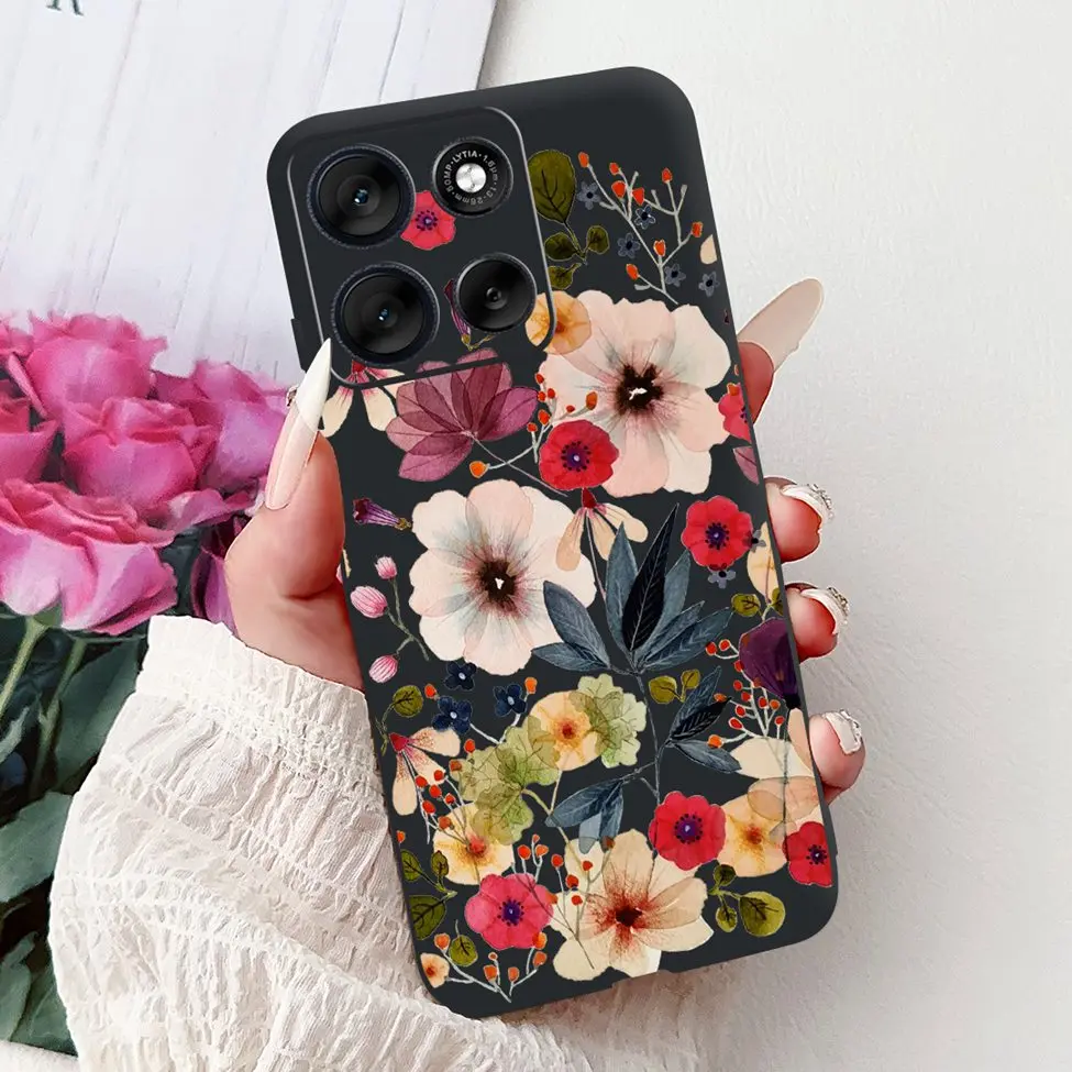 Cute Cartoon Cat & Butterfly Luxury Phone Case – Stylish Protection