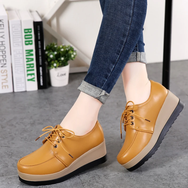 

Spring Autumn Women Flats Fashion Flat Platform Shoes Women's Loafers Ladies Slip On Shoes Female Moccasins large size