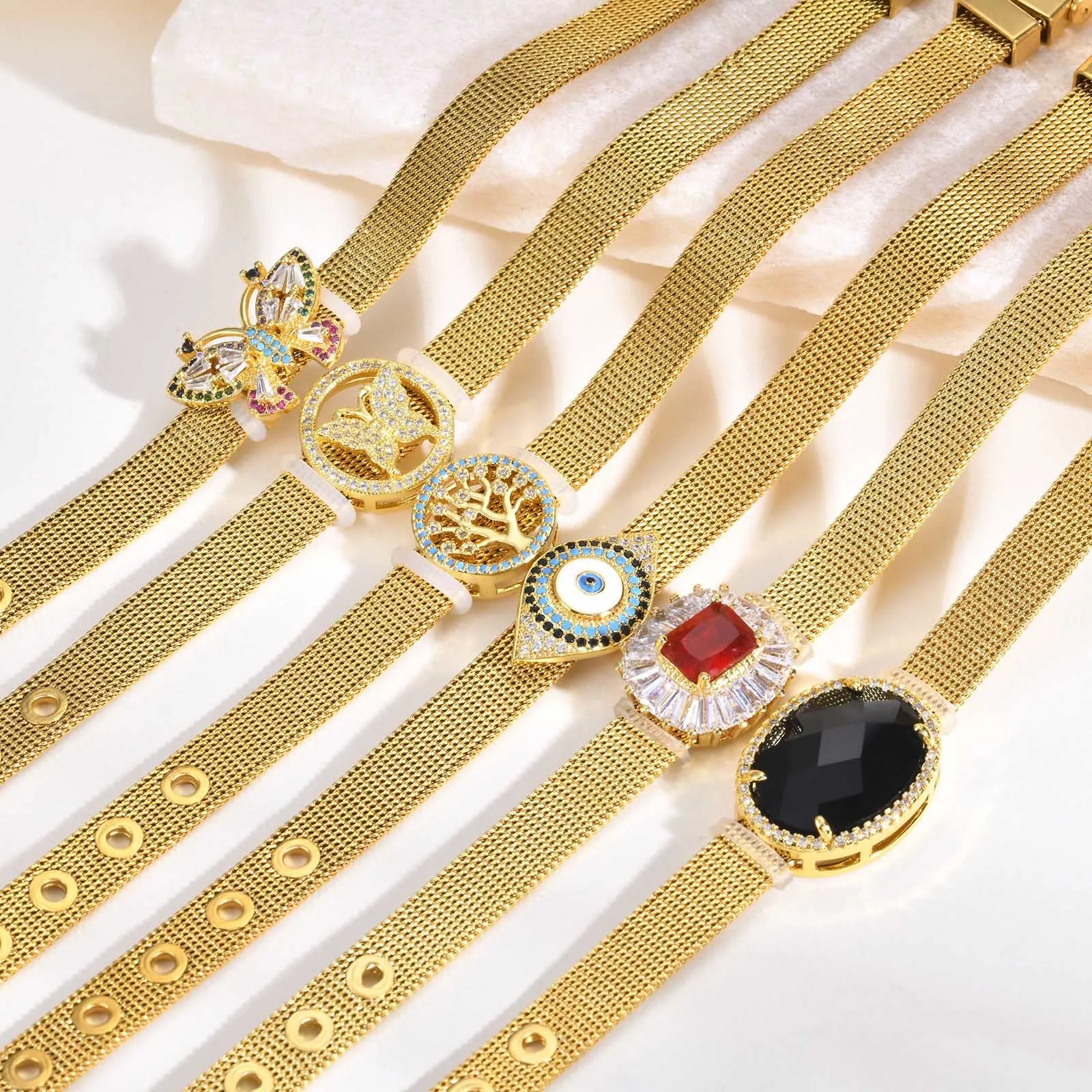 Elegance Armband Für Frauen – Goldfarben, Mit Herz-Knoten-Charm & Wasserdicht | Aus Edelstahl, 7 Zoll + Verlängerung | Perfektes Geschenk