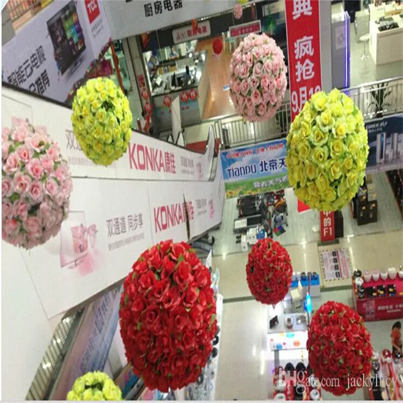 

8 Inch Wedding Silk Flowers Ball Pomander Kissing Balls Wedding Decorations Artificial Roses Ball For Garden Market Party Decor