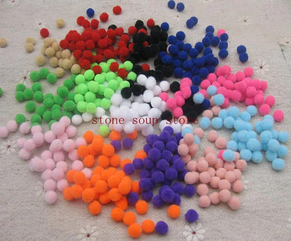 200pcs Minimum 5mm Multicolour Polyester Plush Balls Pompon Flowers Diy decor Clothing accessories Christmas crafts Kids toys