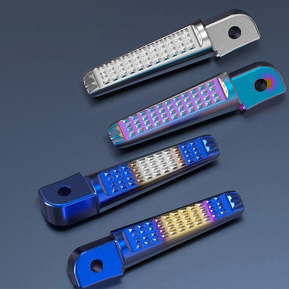 1 Pair Foot Pedal Anti-Slip Foot Rests Pegs Aluminum Alloy Rear Foot Rider Rests for Honda Phantom 150 CB190R for Yamaha