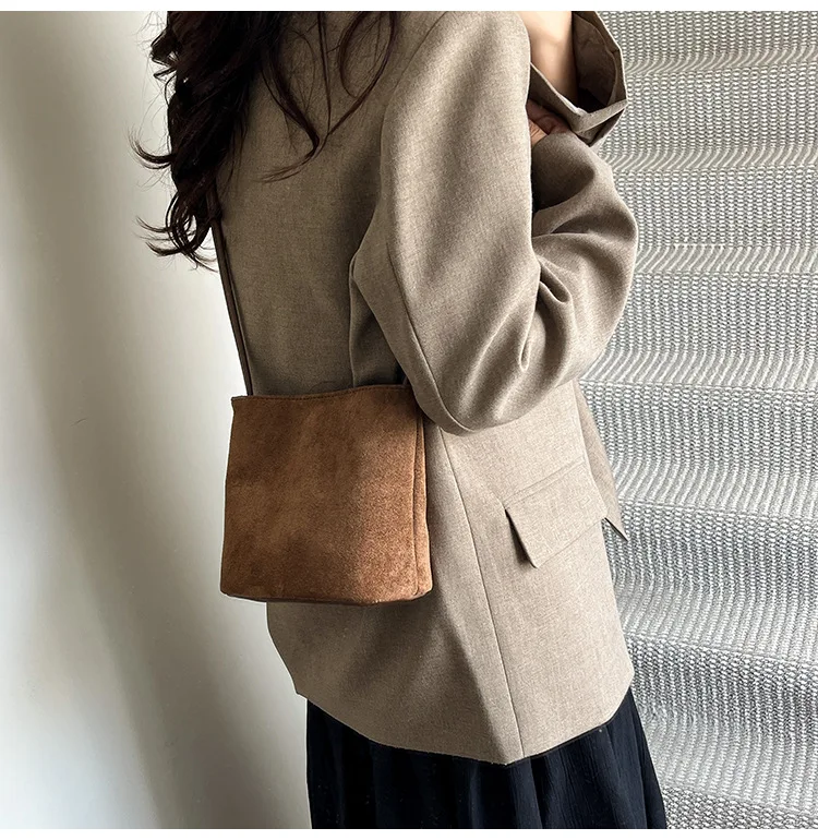 Neue Frauen Kleine Umhängetasche Koreanische Minimalistischen Maillard Wildleder Umhängetasche Retro Leopard Print Mini Eimer Tasche – Detail 20
