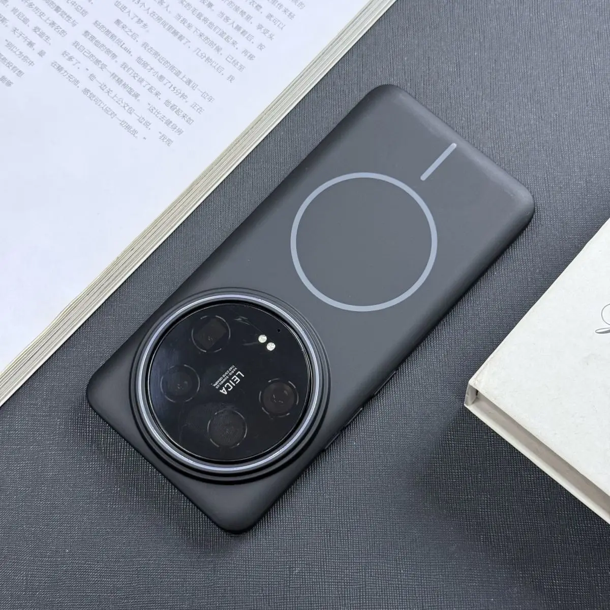 Sleek Hard PC Magnetic Wireless Charging Protective Back Cover Case