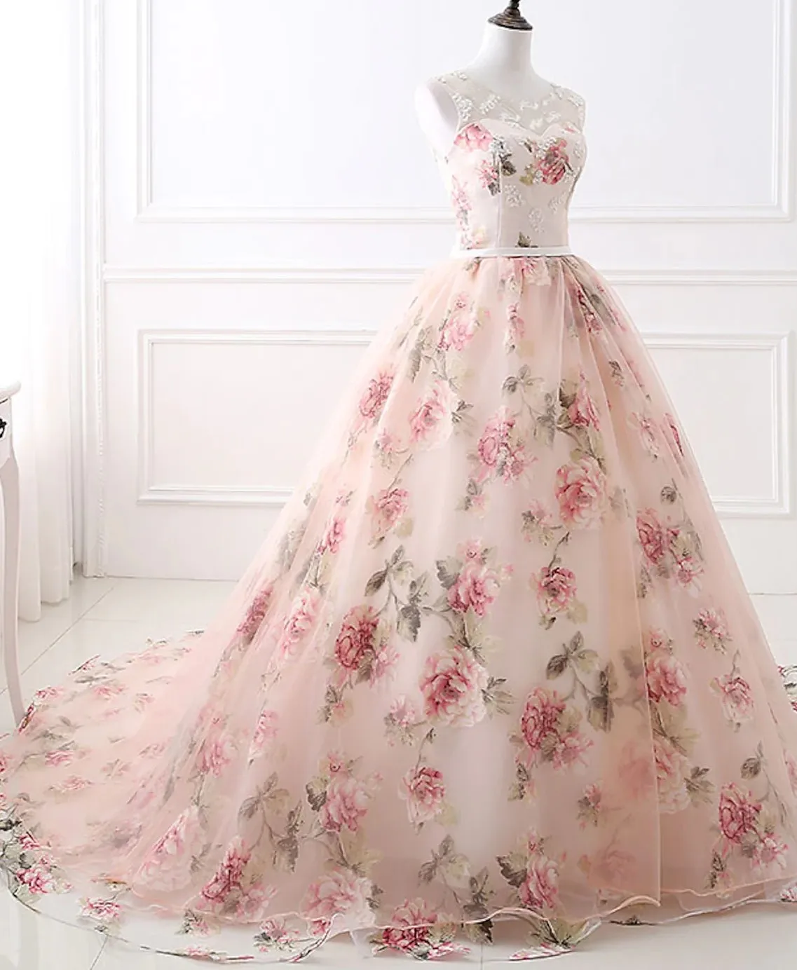 

2023 Floral Prom Quinceanera Dresses Illusion Neck Appliques Beading Evening Formal Party Gowns Vestidos Festa Robes De Soirée