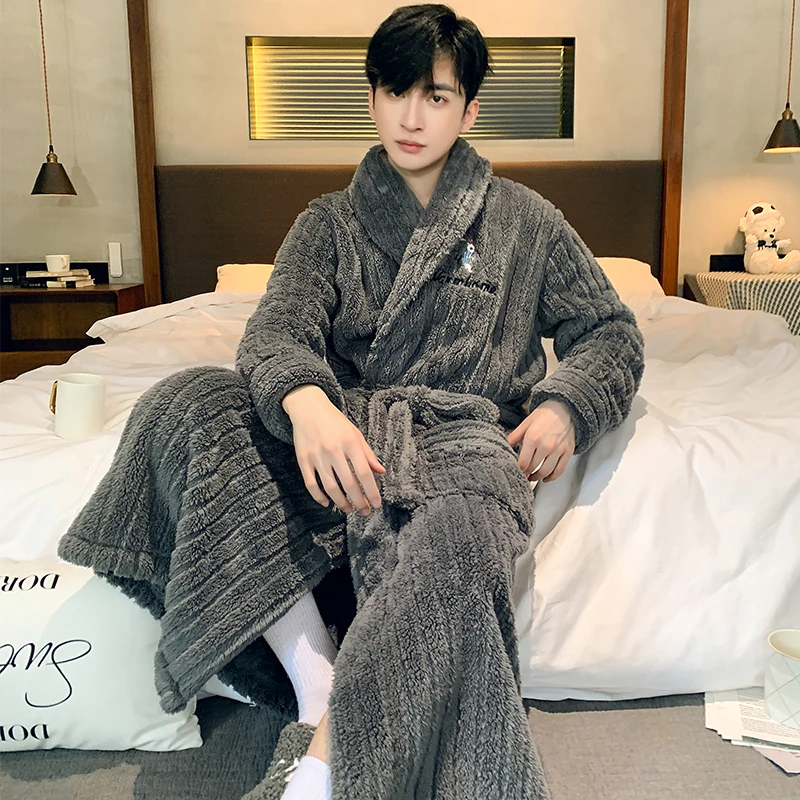 

Autumn Winter New Long Nightgown for Men Coral Velvet Bathrobe Long Sleeve Pajamas for Men Thickened Flannel Bath Robe Homewear