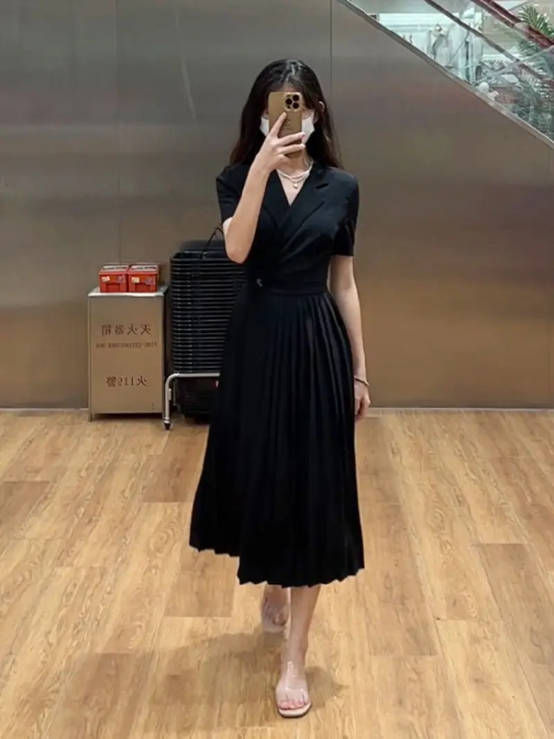 

Hort Sleeved Temperament Suit Collar Dress for Women's 2023 Summer New Slim Waist Long Skirt Covering Flesh Ight Luxur Dresses