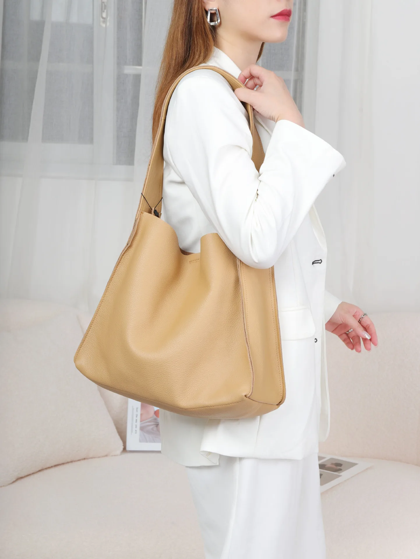 

Women Soft Genuine Leather Hobo Shoulder Bags Slouchy Casual Large Shopper Handbags Wide Strap Ladies 100% Cowhide Tote Purse