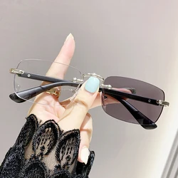 Elegant Rimless Photochromic Reading Glasses - Unisex Wood Grain Anti Blue Light Eyewear (Silver black - grey)