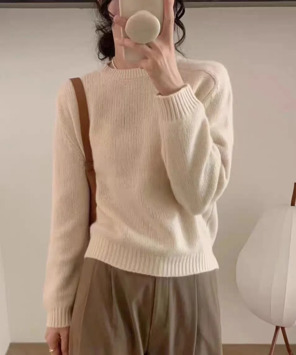 winter wool women's casual solid color round neck long sleeved loose sweater 2