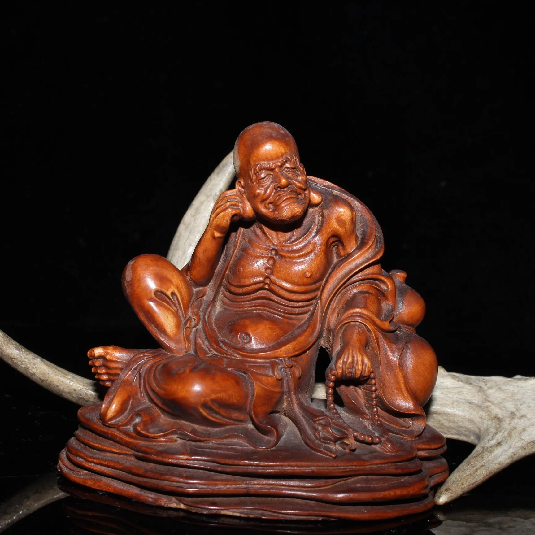 

Exquisite Antique Boxwood Arhat Ornament with Seat