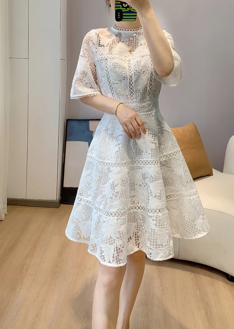 

UK Fashion White Lace Embroidery Short Sleeves Mini Dress Size 0-5