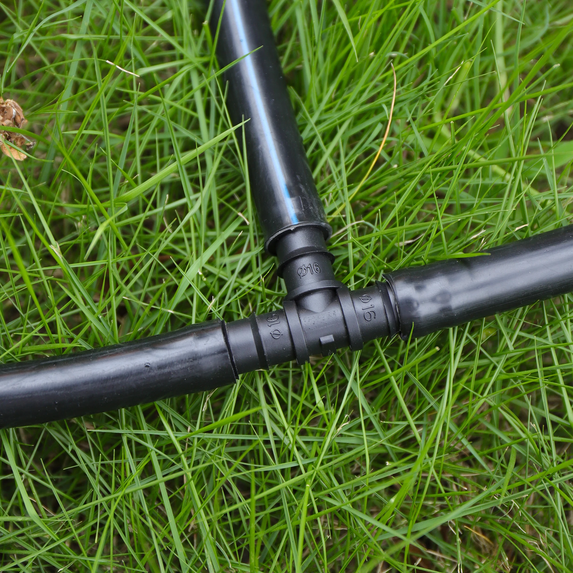 2pz 6mm Tubo Barb per Rame 3 Vie T Connettore Adattatore