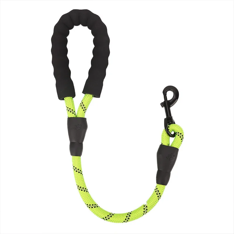 Dog Leash Reflective Short Leashes for Large Dogs Walking Explosion-proof Dog Walker Soft Handle Big Dogs Leashes Pet Supplies 