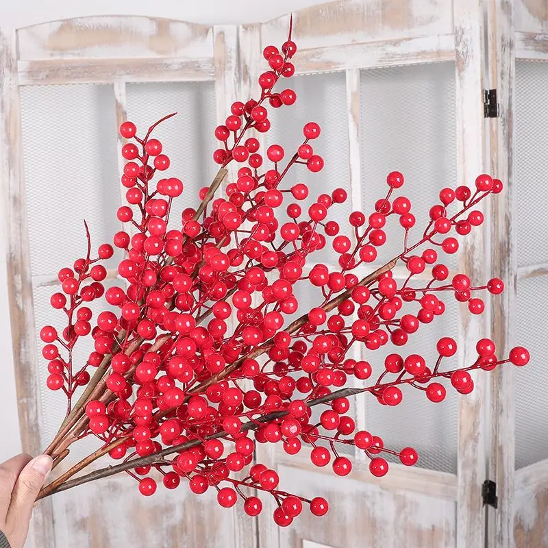 Künstliche rote Frucht strauß Weihnachts dekorationen gefälschte Pflanze für Haupt zimmer dekor Neujahr 2025 Bündel Weihnachts baum verzierung – Detail 3