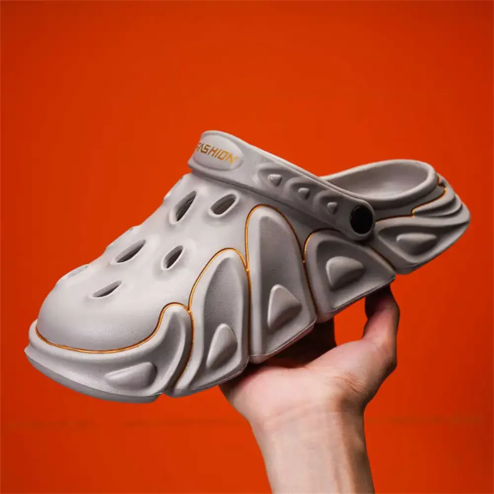 Crocs Yeezy Bionicle Shoes Spa Household Sandals For Man