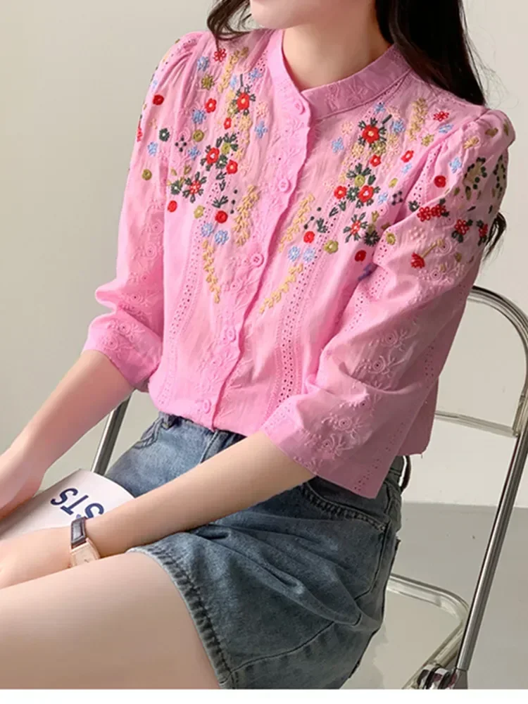 2024 New  Summer New Vintage Embroidered Flower Jacquard Shirt for Women Romantic Gentle Style Versatile Stand Collar Shirt