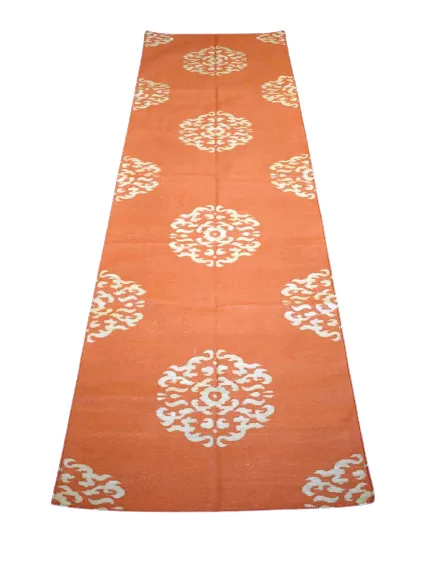 손으로 짠 만다라 면 러그, 리버시블 플로럴 모던 오렌지 러너, 2.5x8 ft