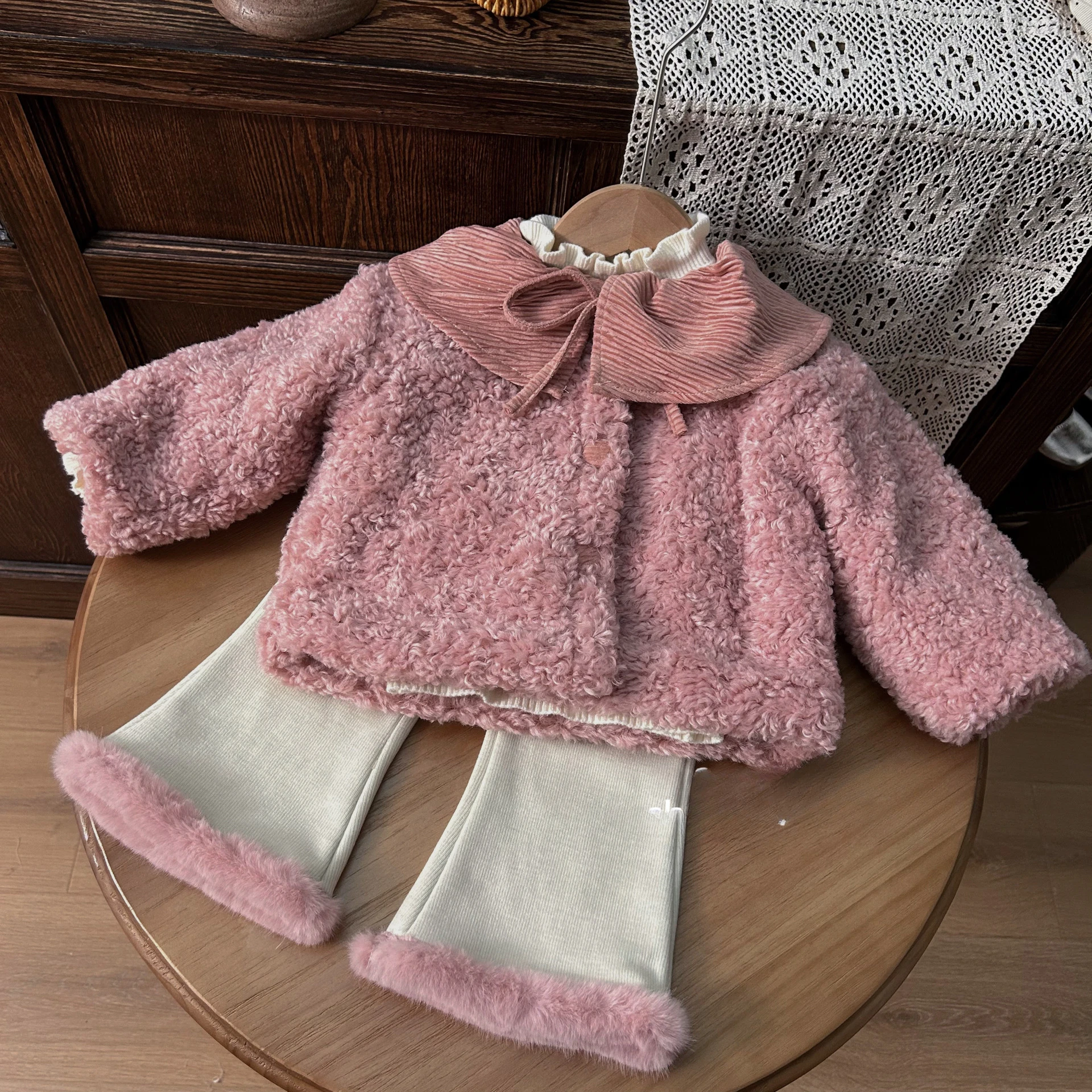 

Girls Thickened Set 2023 New Children's Wear Girl Baby Winter Plush Coat Pants Two Piece Set Toddler Girl Clothes Kids Clothes