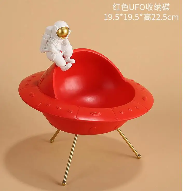 

Creative Nordic style astronaut storage decoration living room tea table shoe cabinet key box astronaut home crafts ornaments